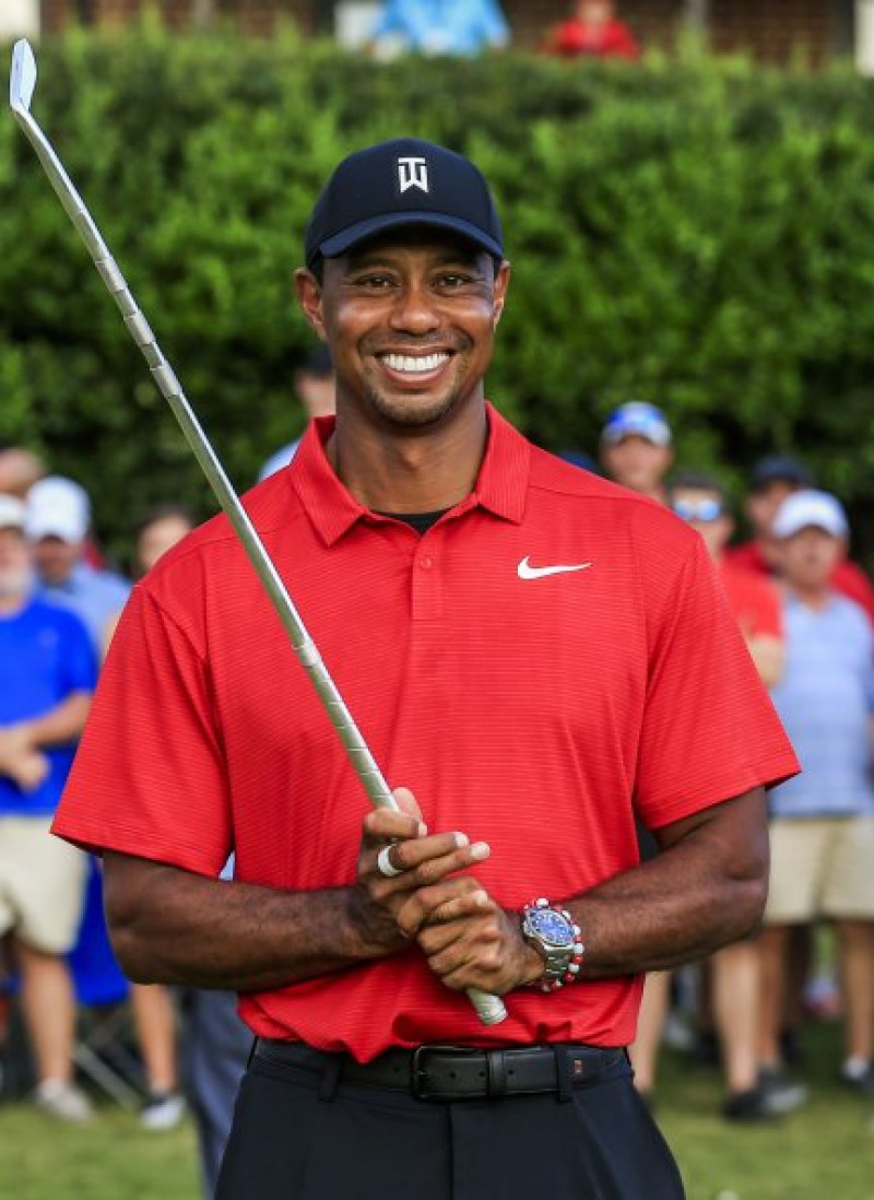 El golfista está orgulloso de haber vuelto a lo más alto en el golf.