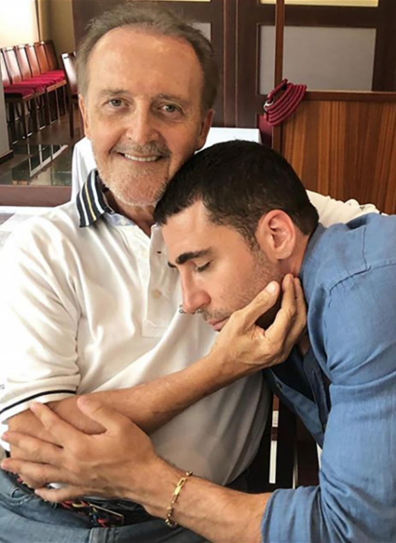 Miguel Ángel con su padre en una imagen que ha compartido en redes sociales