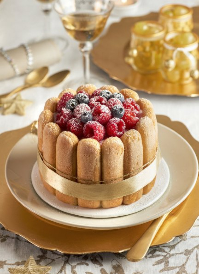 De postre, charlota de frutas del bosque