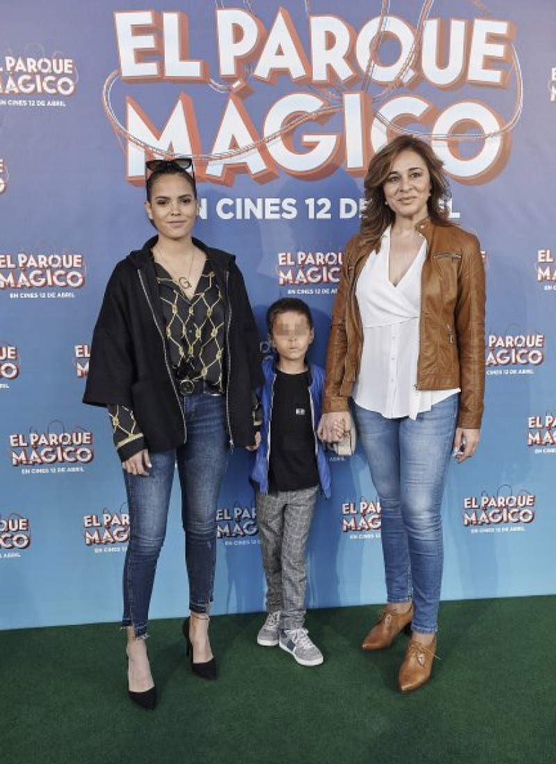 Gloria Camila, José María y Ana María Aldón.