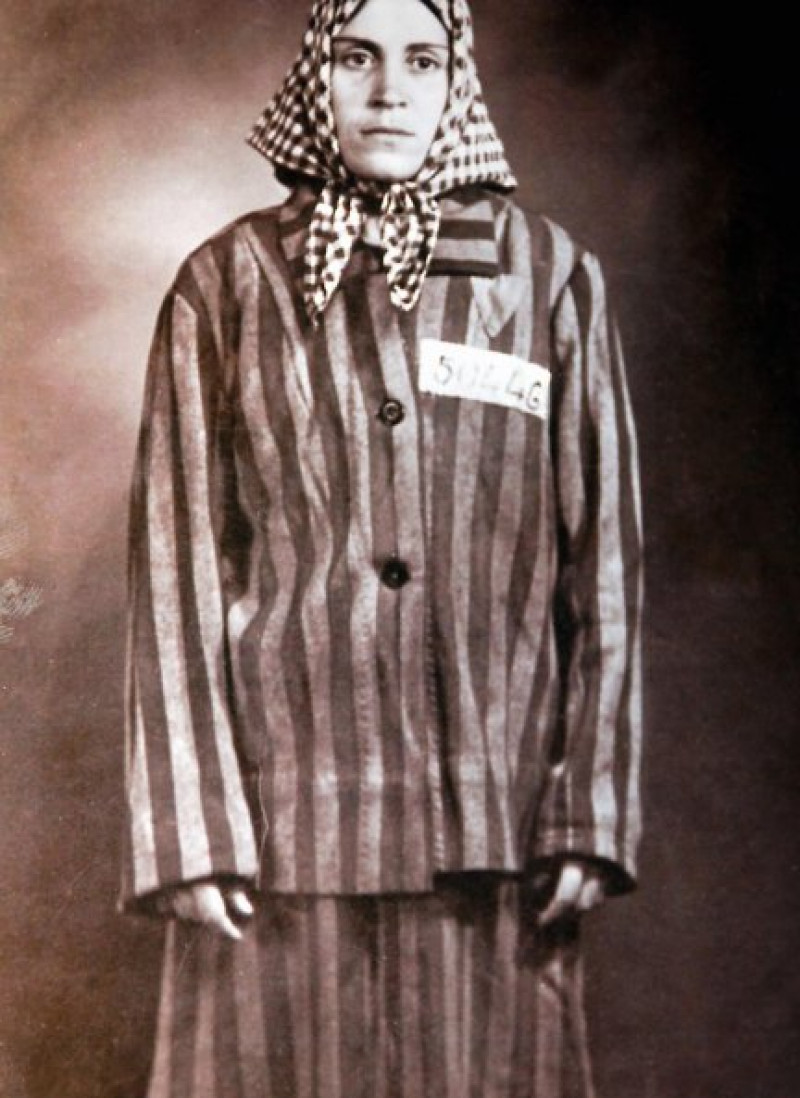 La catalana con el uniforme que llevaba en el campo de concentración.