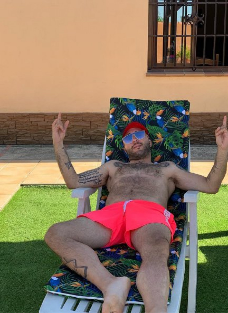 Kiko Rivera, presumiendo de su nuevo tipín y de sus múltiples tatuajes.