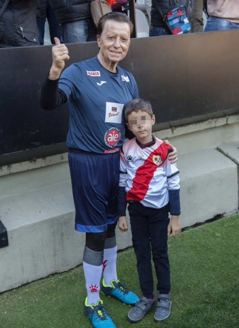 El torero está como loco con su hijo pequeño, José María Ortega Aldón.