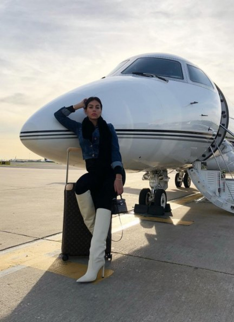 El jet privado de Georgina Rodríguez y Cristiano es el más caro del mundo.