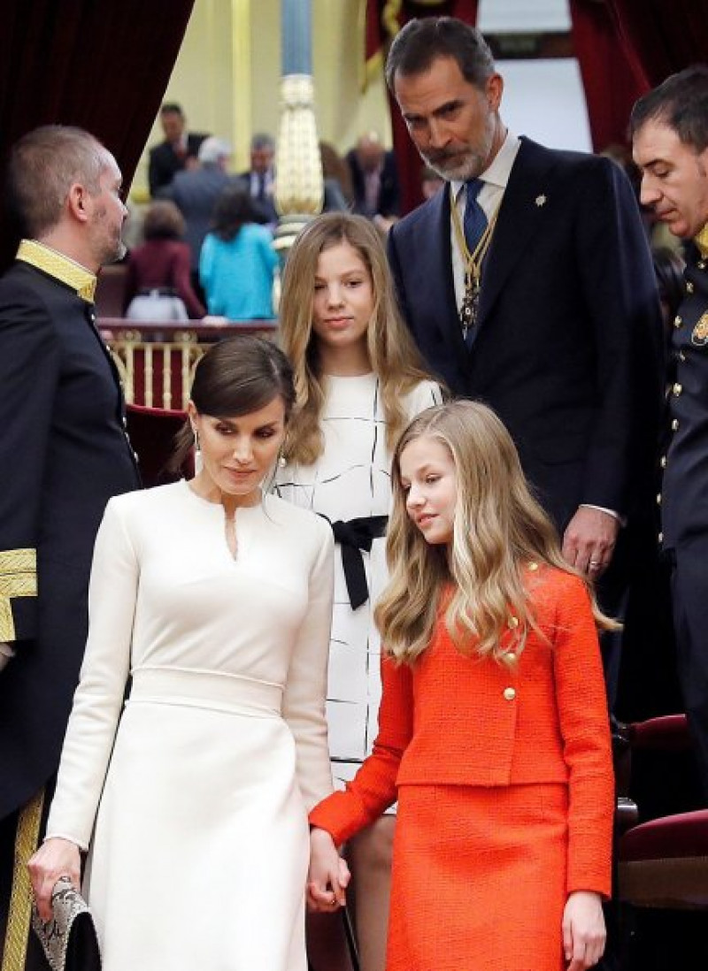 Felipe y Letizia junto a sus hijas, la princesa Leonor y la infanta Sofía.