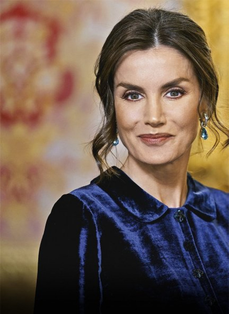 La Reina Letizia es la protagonista de la portada de Pronto esta semana.