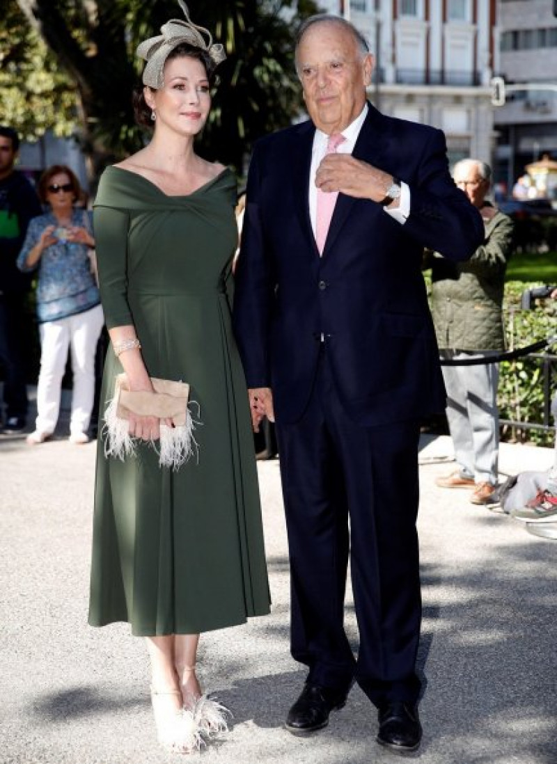 Carlos Falcó con su última esposa, Esther Doña.