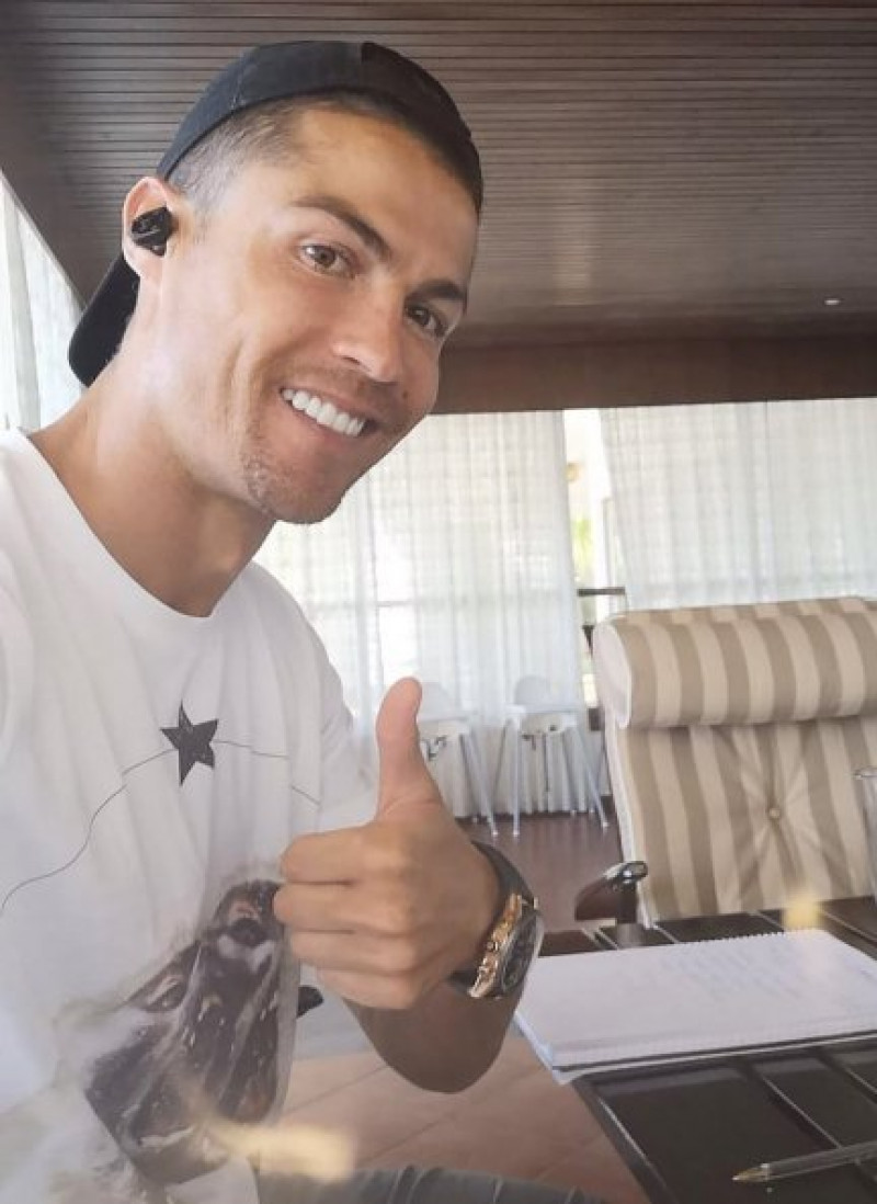 Cristiano Ronaldo está pasando el confinamiento con su familia en Portugal.