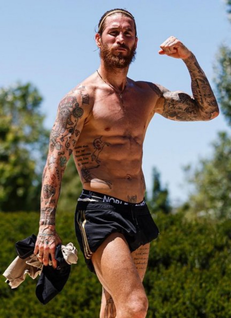 Sergio Ramos luce una musculatura espectacular.