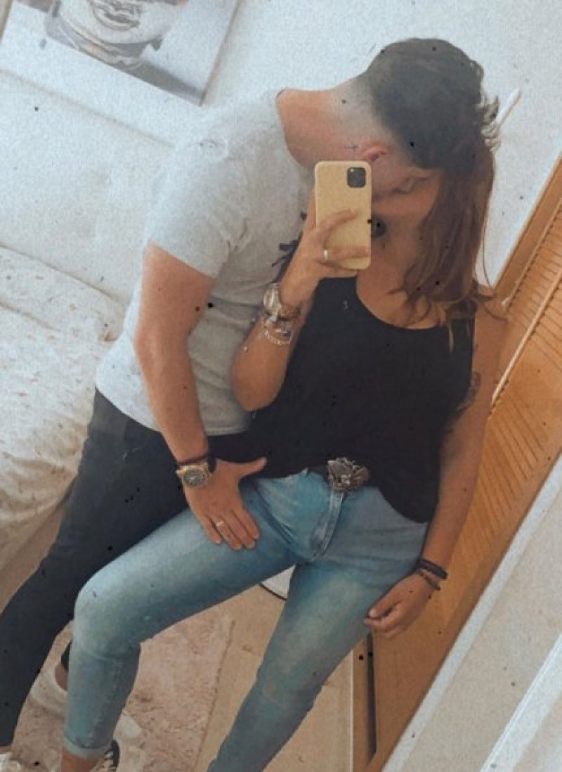 Rocío Flores y su novio Manuel Bedmar han declarado su amor en las redes.