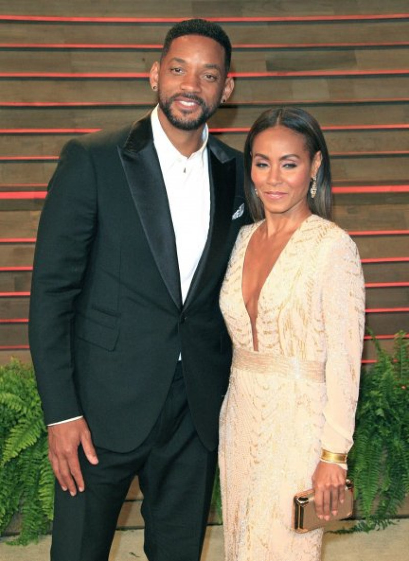 Will Smith y su mujer, Jada Pinkett, posando en la fiesta de los Oscar.