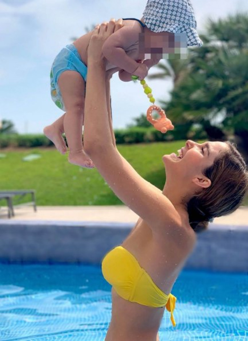 Natalia Sánchez con su hija Lia en septiempre del año pasado.