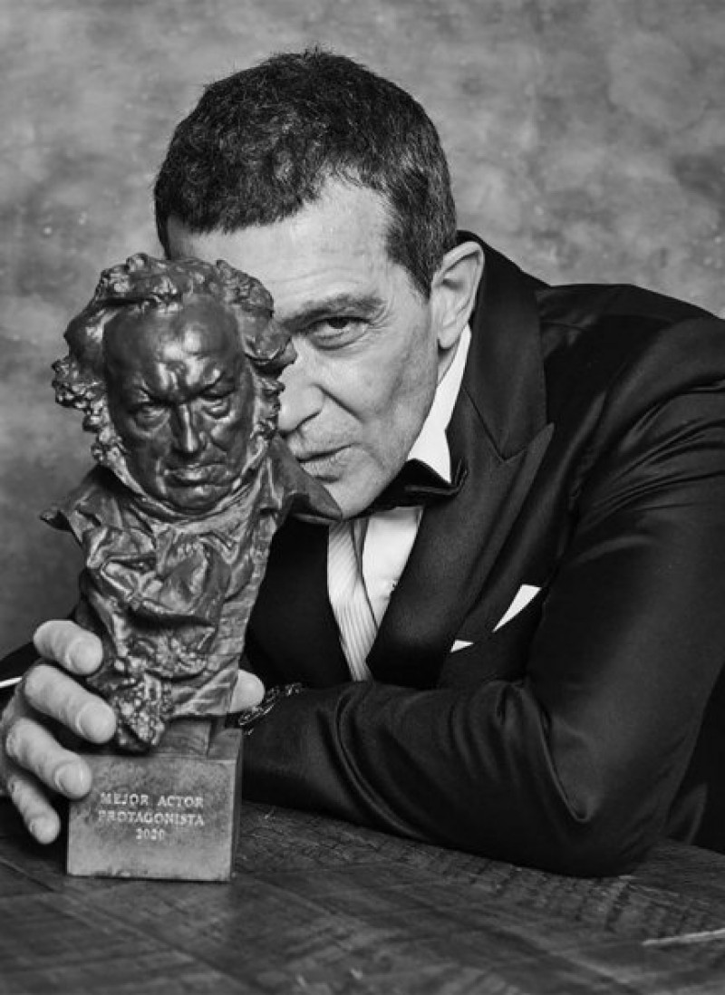 Antonio Banderas con su Goya a Mejor Actor Protagonista por su papel en 'Dolor y Gloria' / Fuente: @antoniobanderasoficial