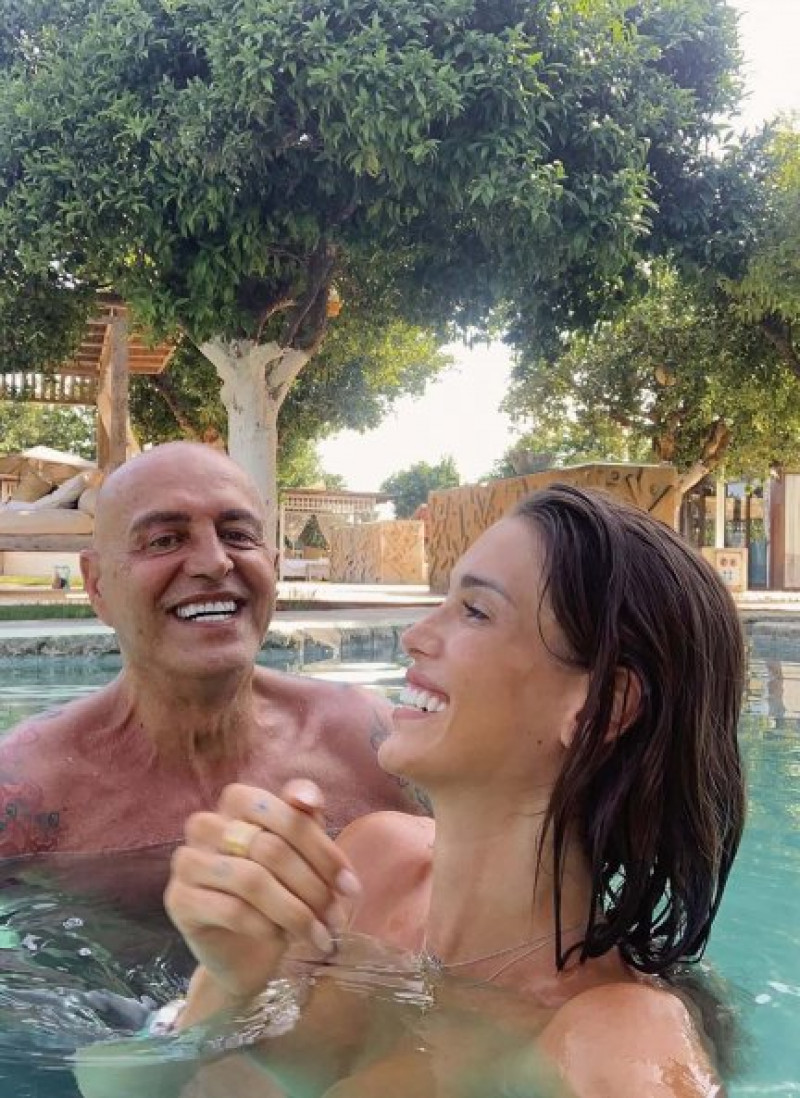 Kiko Matamoros y Marta López están disfrutando de unas románticas vacaciones.