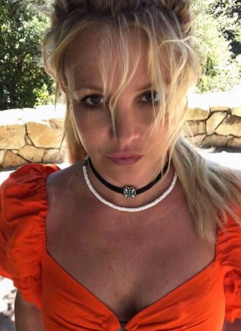 Britney Spears se muestra muy activa en sus redes sociales, aunque no menciona su situación legal.