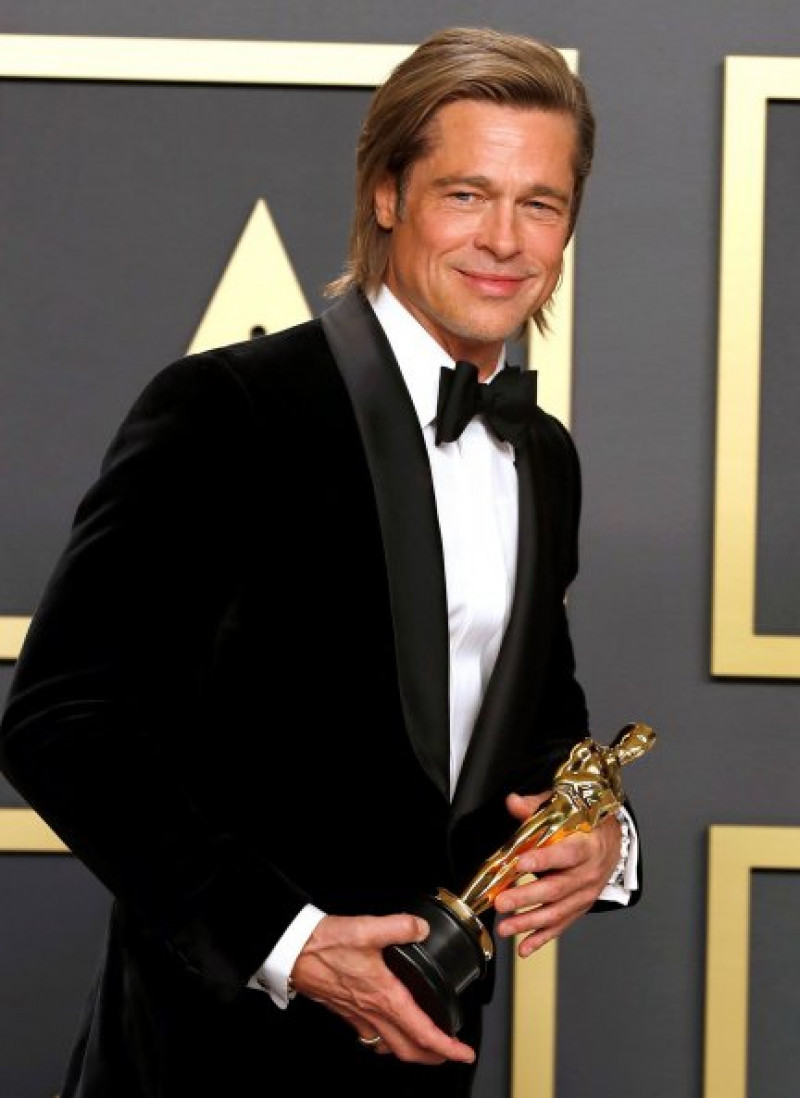 Pitt con el Oscar a Mejor Actor Secundario por su papel en ‘Érase una vez... en Hollywood’
