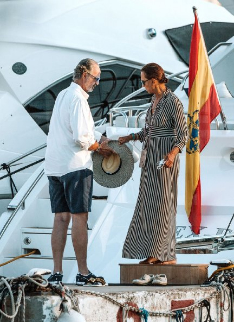 Marta Gayá y José María López de Letona pasaron una entretenida jornada en alta mar.