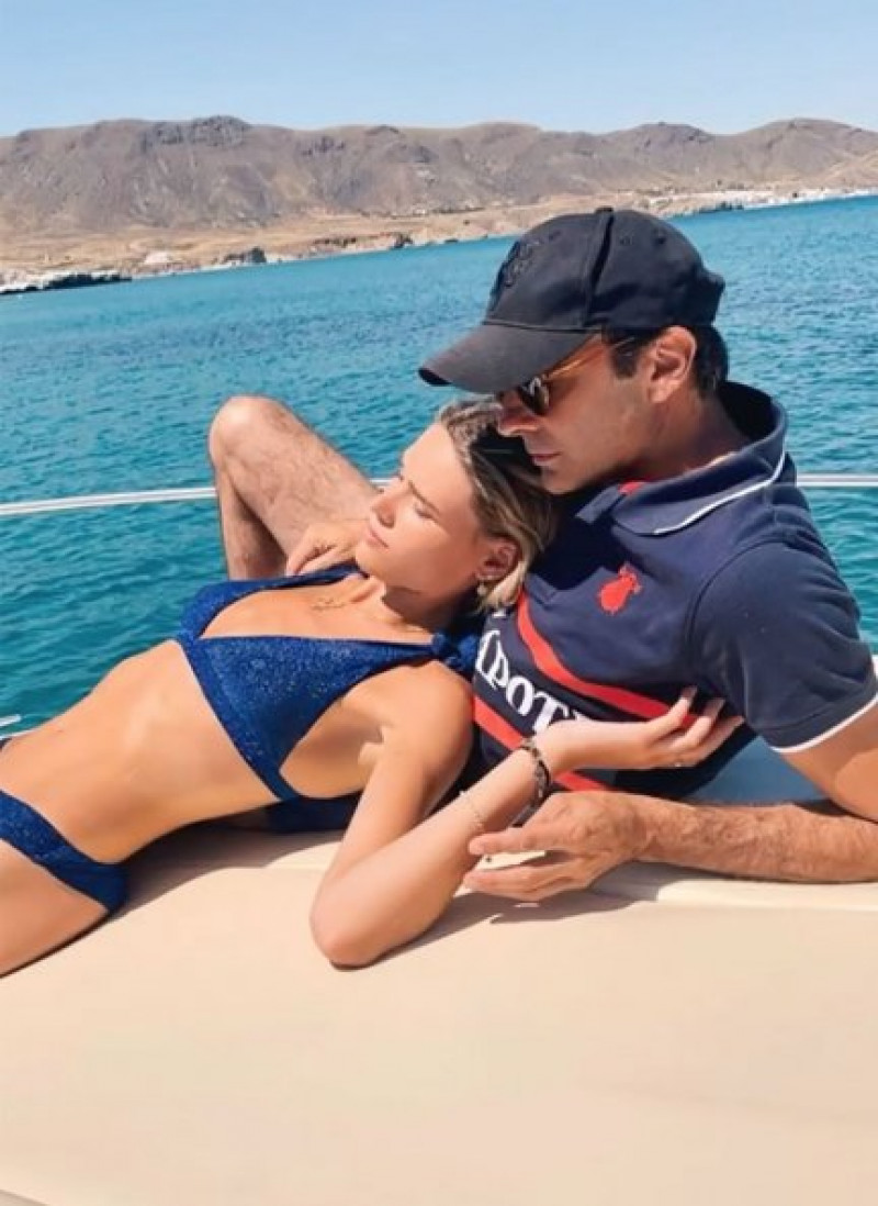 Enrique Ponce y Ana Soria siempre se muestran cariño en las redes sociales.