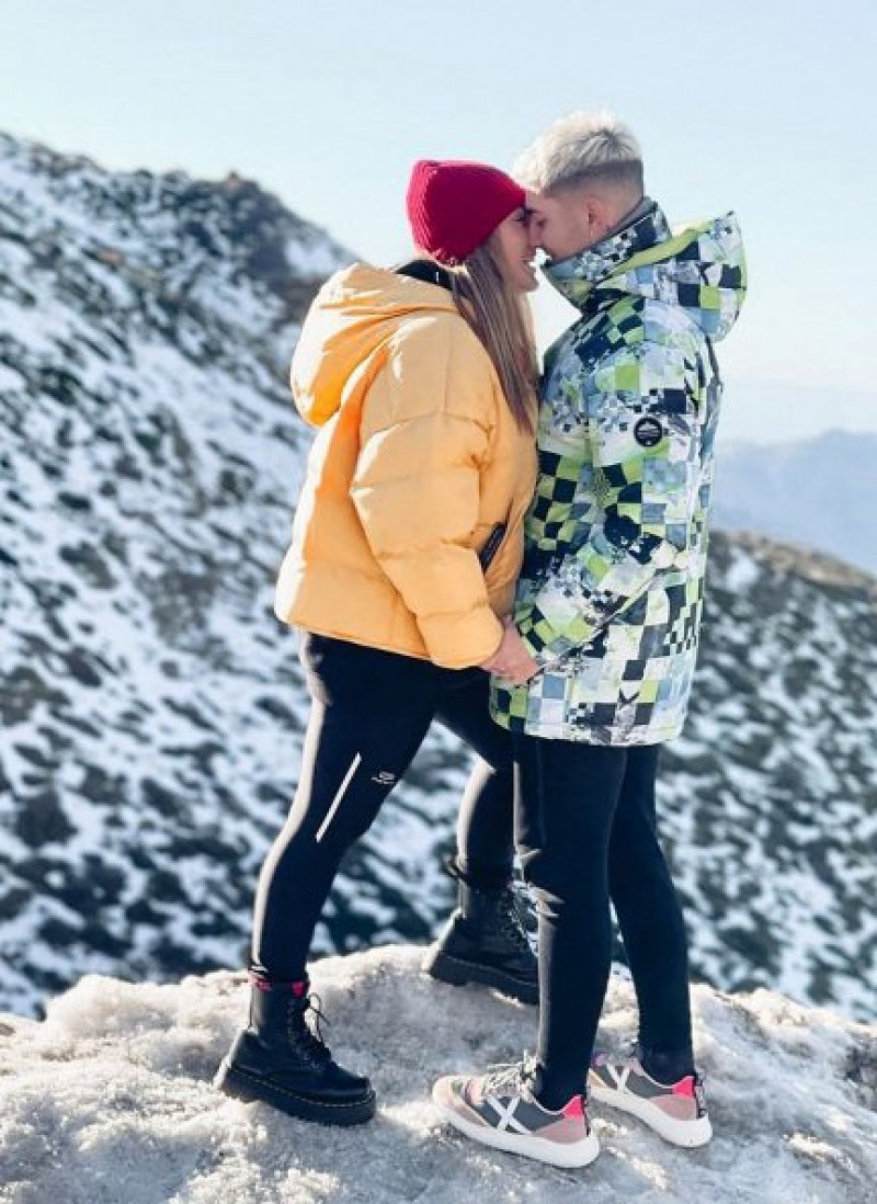 Rocío Flores y Manuel Bedmar se lo han pasado en grande en la nieve.