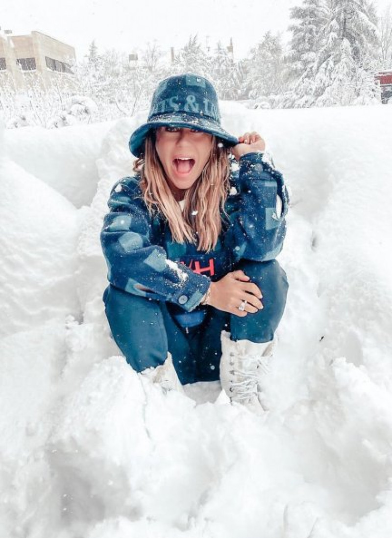 Elena ha disfrutado mucho de la nevada y ha compartido preciosas imágenes.