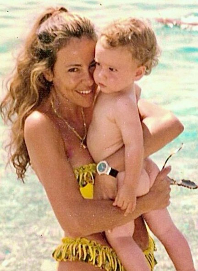La ex de Alessandro Lequio ha recordado a su hijo con unas fotos de cuando era pequeño.