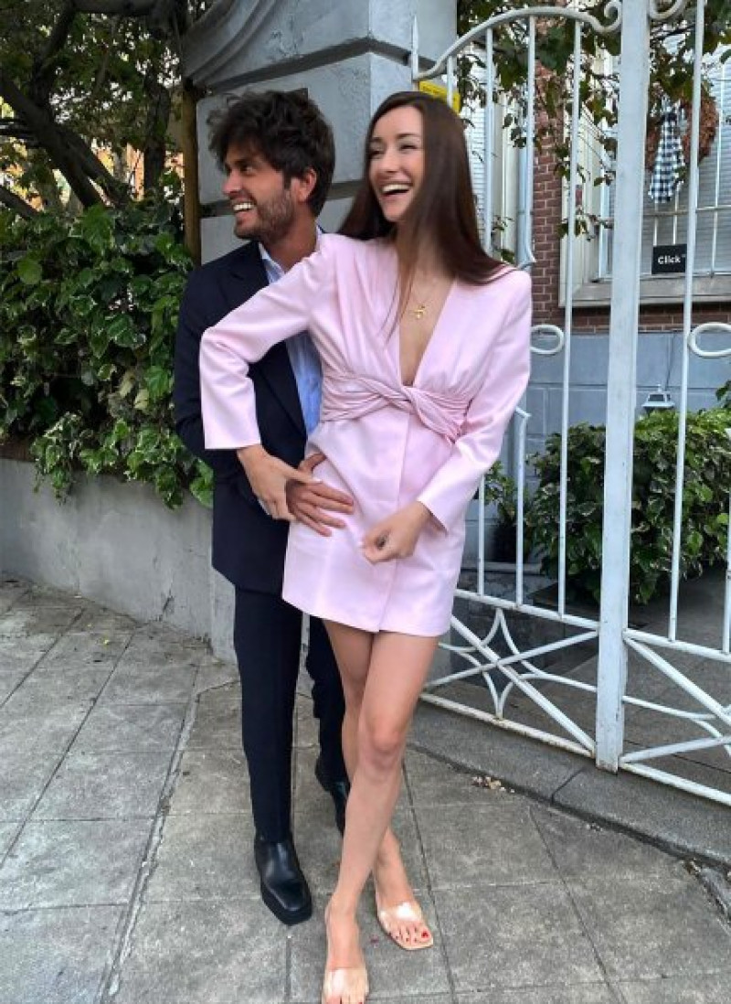 Adara Molinero, muy feliz junto a su novio, Rodri Fuertes.
