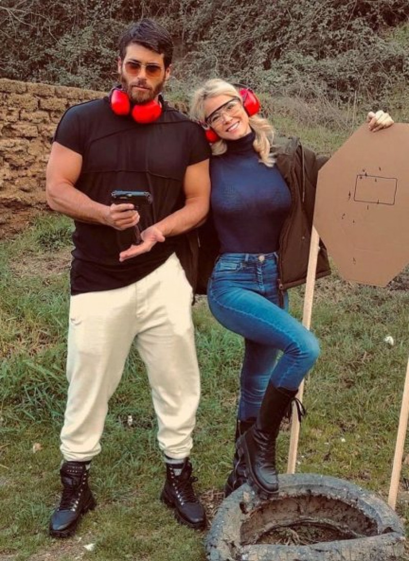 Can Yaman es muy feliz con Diletta Leotta.