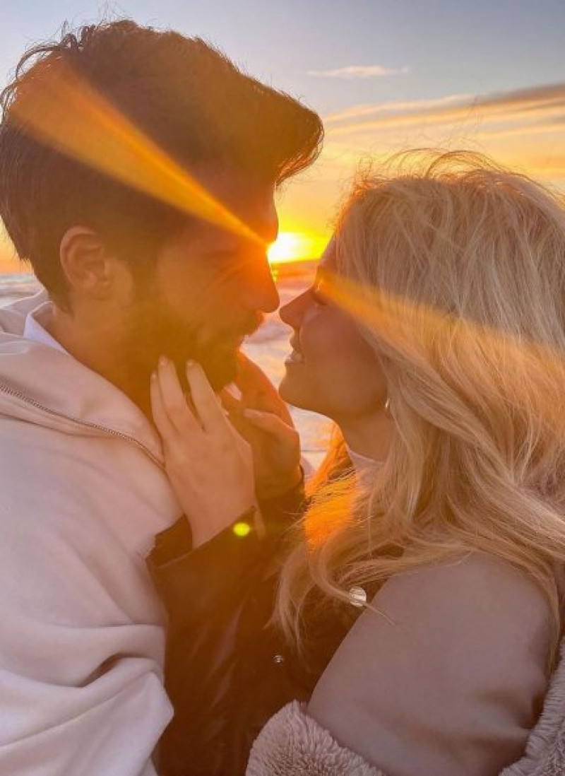 Can Yaman y Diletta Leotta están pasando unos días en Capri.