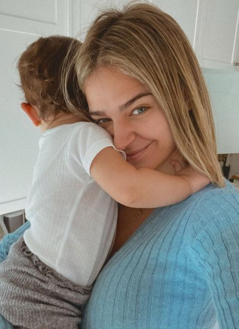 Laura Escanes comparte momentos preciosos con su hija en su Instagram (@lauraescanes).
