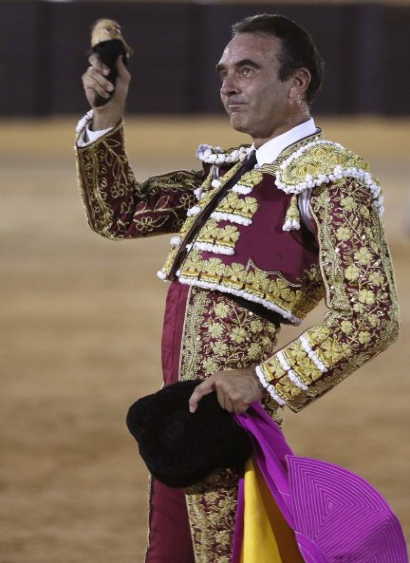 El torero recibió un premio días antes de anunciar que abandonaba los ruedos.