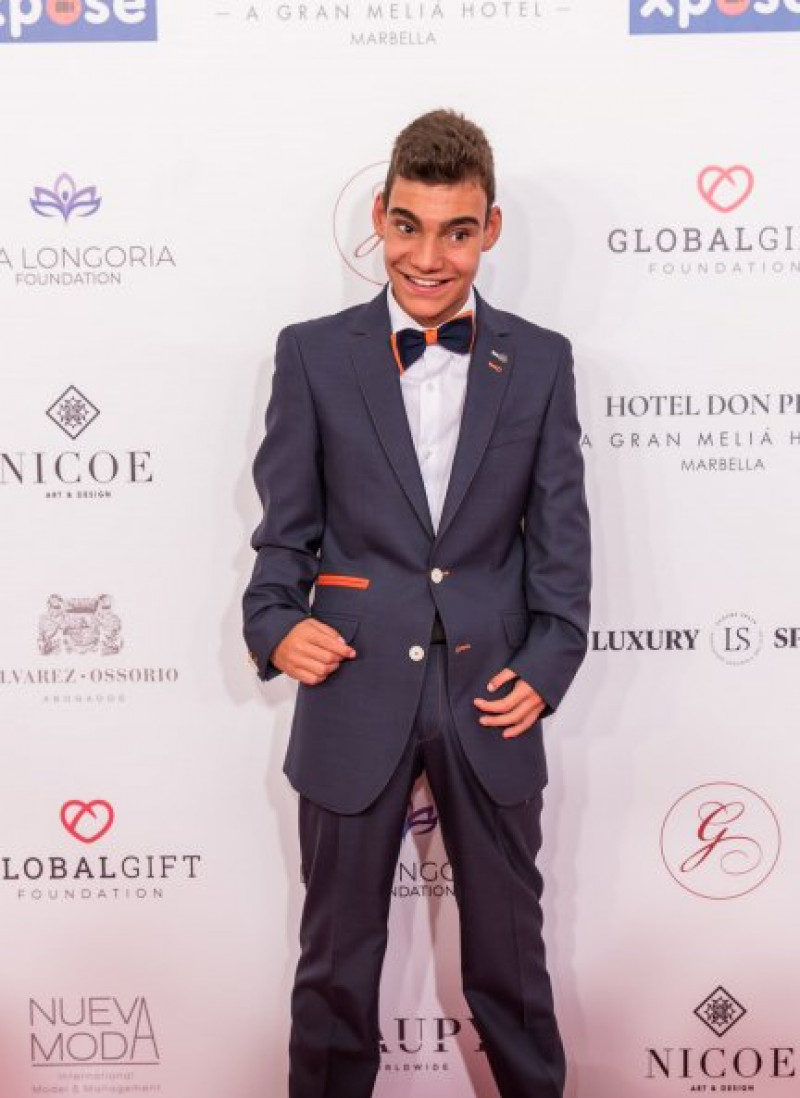Adrián Martín es uno de los rostros habituales de Global Gift desde hace años.