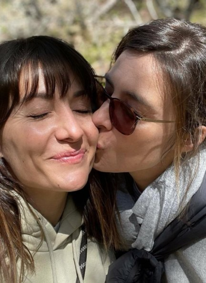Nagore Robles y Sandra Barneda, mostrando su lado más romántico en Instagram (@nagore_robles).