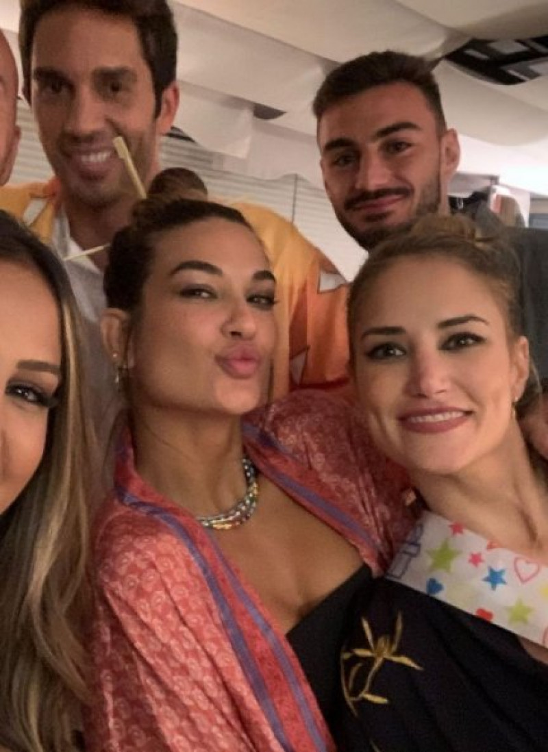 Alba Carrillo ha compartido los mejores momentos de su fiesta de cumpleaños (@albacarrillooficial).