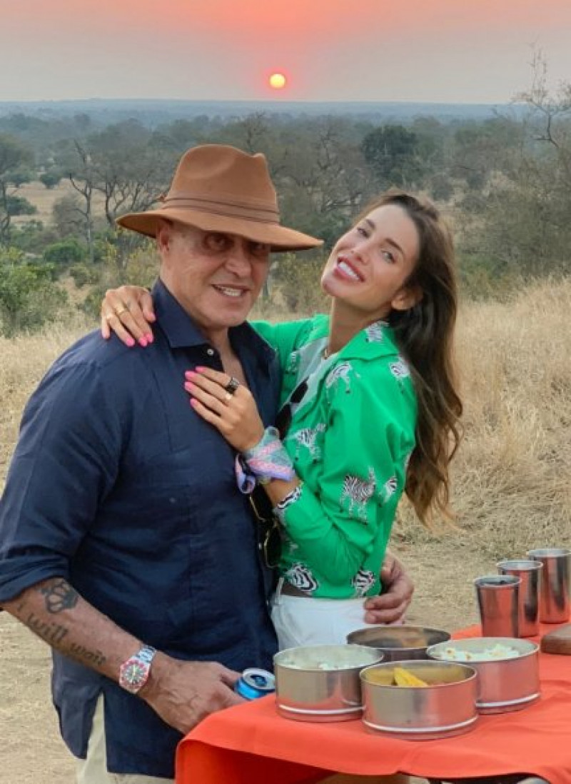 ¡Marta López Álamo y Kiko Matamoros han derrochado amor en su viaje a África! (@martalopezalamo)