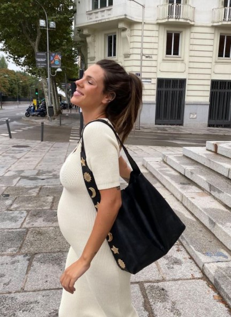 Laura Matamoros, muy ilusionada con su segundo embarazo.