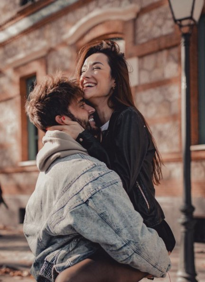 La pareja está más feliz que nunca.