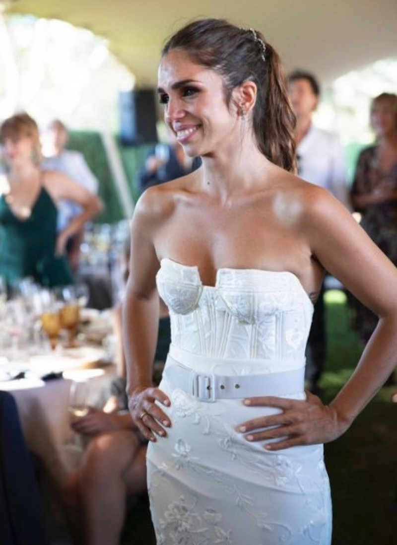 Elena Furiase, emocionada en el día de su boda (@elenafuriase).