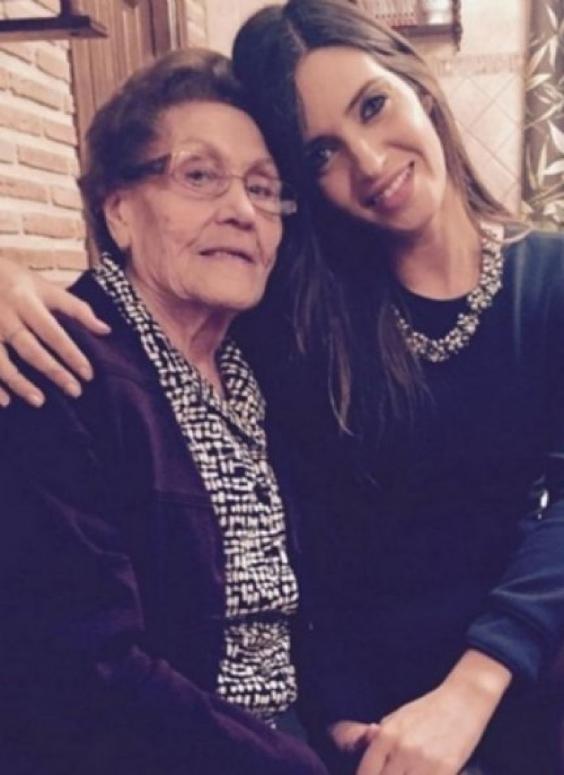 Sara Carbonero ha recordado algunos de sus mejores momentos con su abuela.