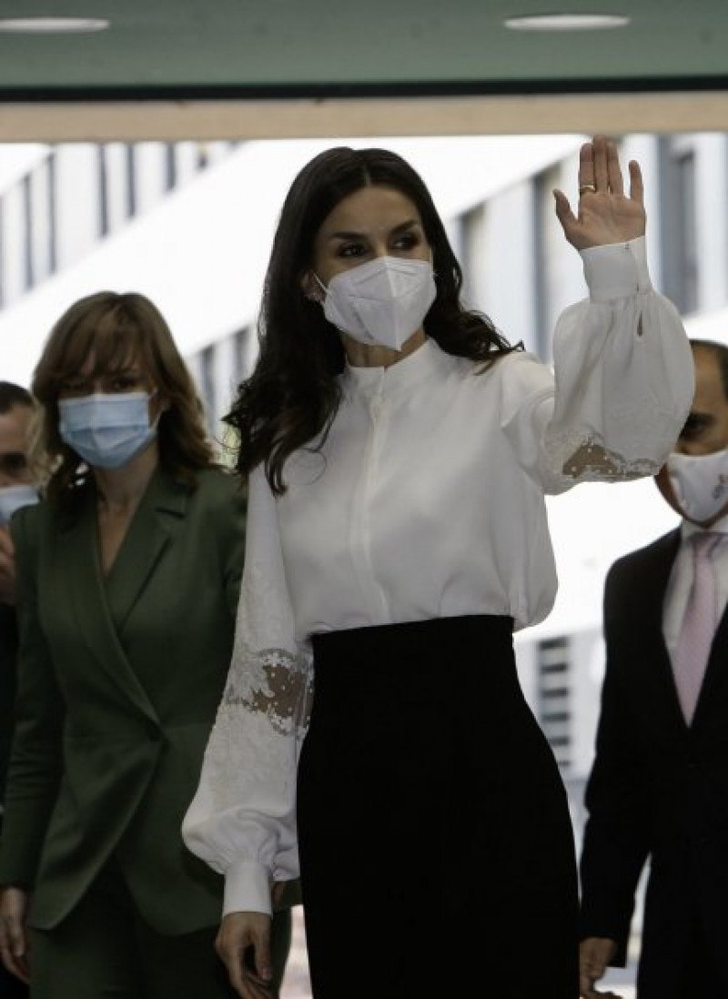 La Reina Letizia ha acabado bailando como una auténtica tiktoker.