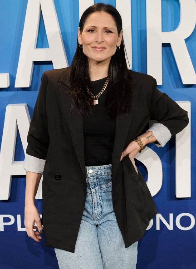 Rosa López acudió al estreno del documental de Laura Pausini.
