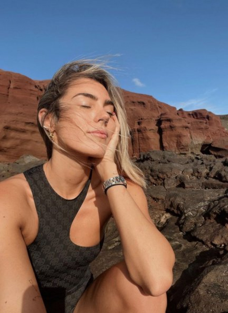 Anna Ferrer, en una de sus últimas fotografías de Instagram de su viaje a Lanzarote (@annafpadilla).