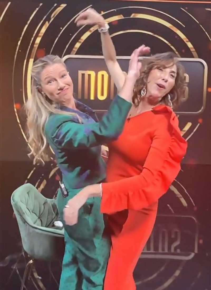 Paz y Anne se lo pasaron en grande con su baile.