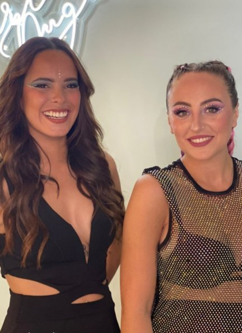 Gloria Camila y Rocío Flores han disfrutado juntas de un popular festival (Instagram).