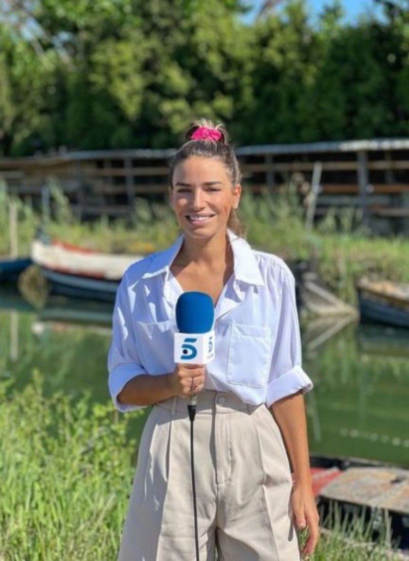 Flora se casará en agosto con su pareja, Carlos.