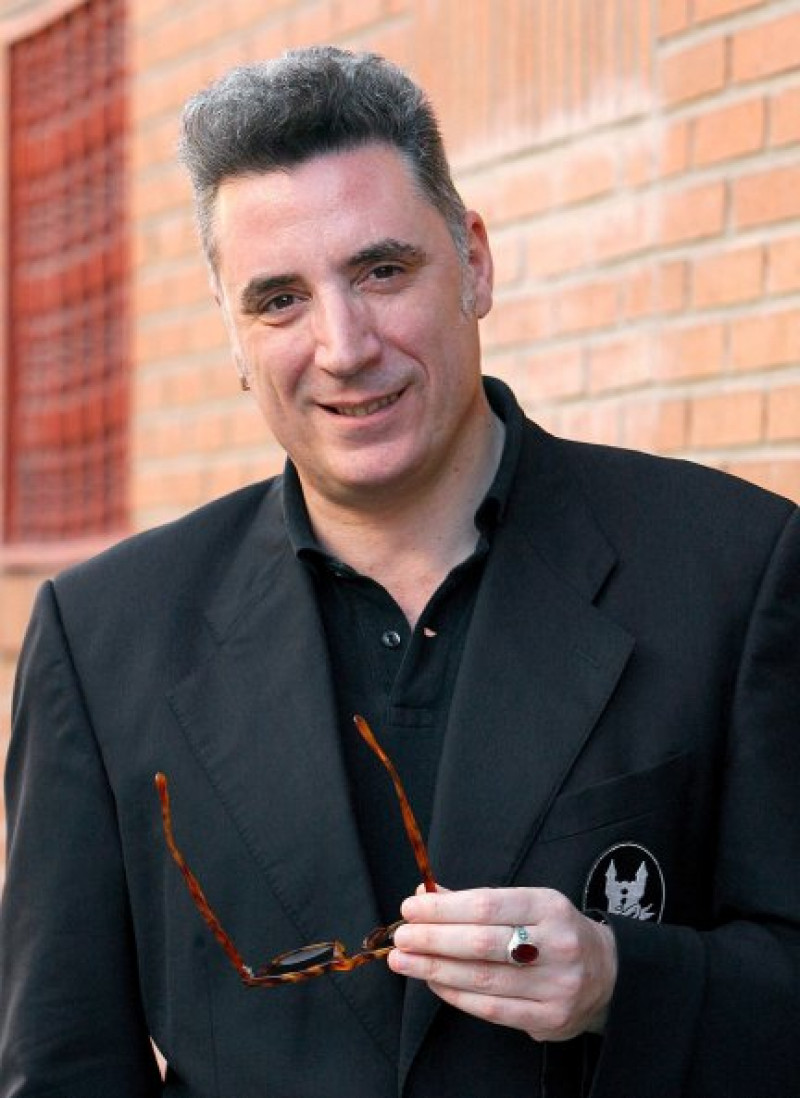 El cantante barcelonés tiene 61 años. 