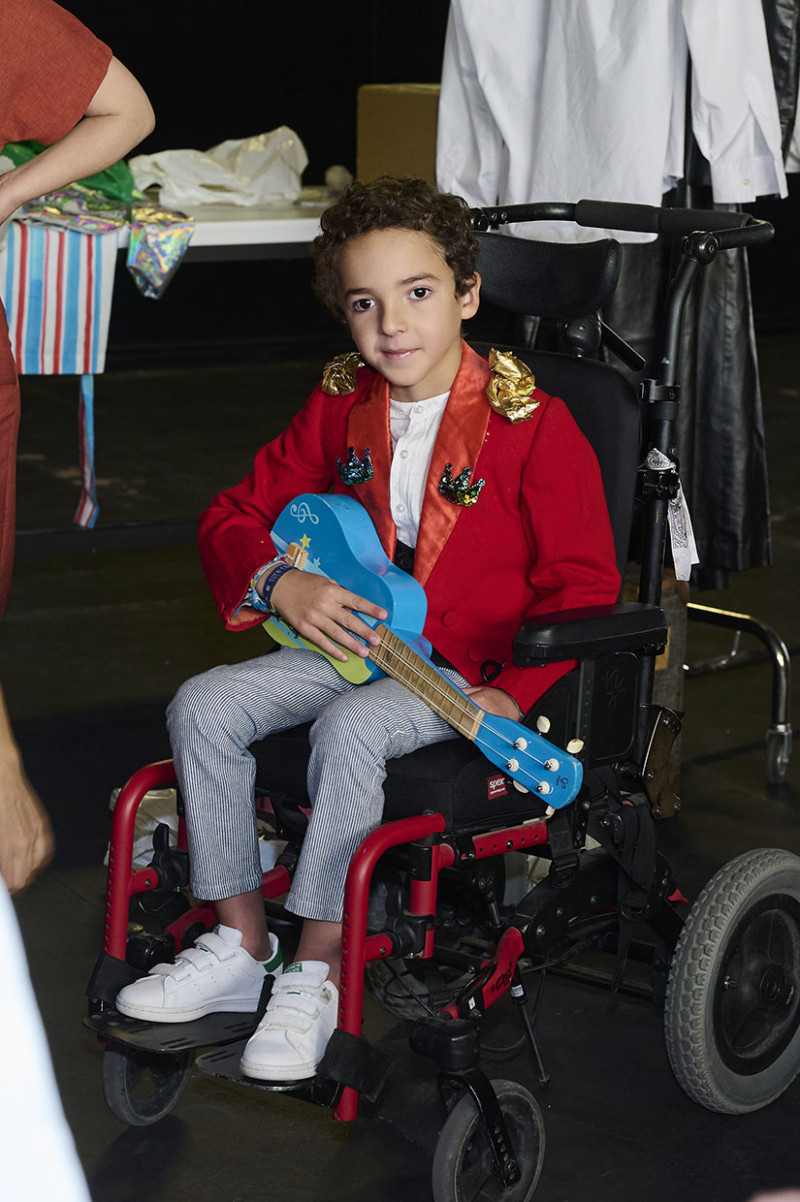 niño silla ruedas circo inclusivo