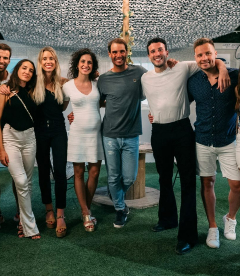 Mery Perelló y Rafa Nadal han posado junto a Sebastian Yatra para una foto (@sebastianyatra)