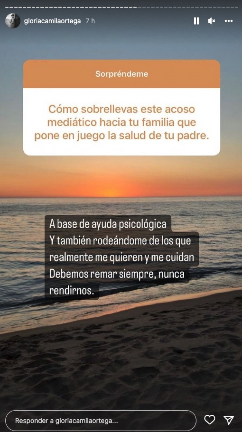 Historias de Instagram (@gloriacamilaortega)