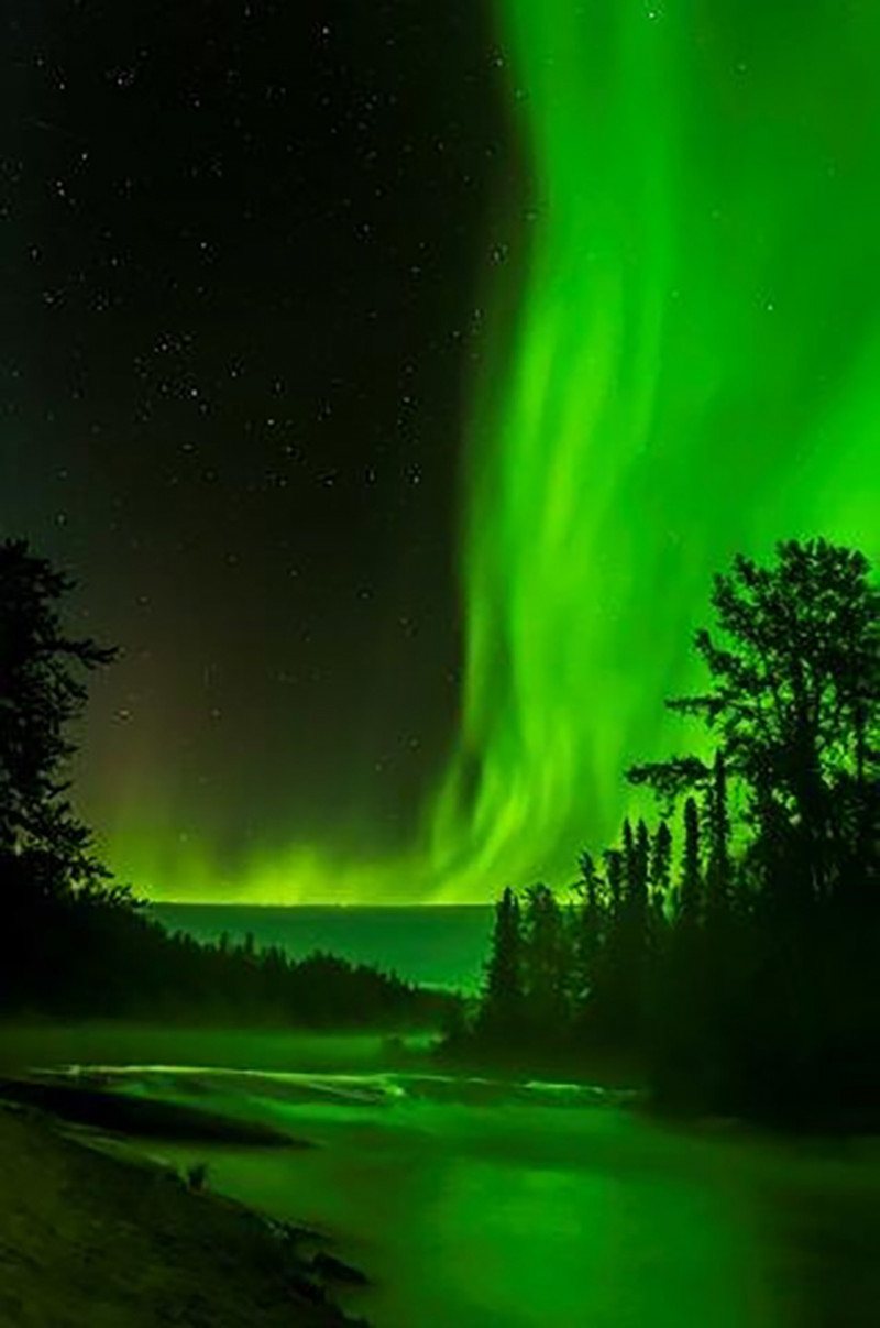 El segundo premio en la categoría de auroras boreales ha sido para esta foto tomada en el norte de Canadá.