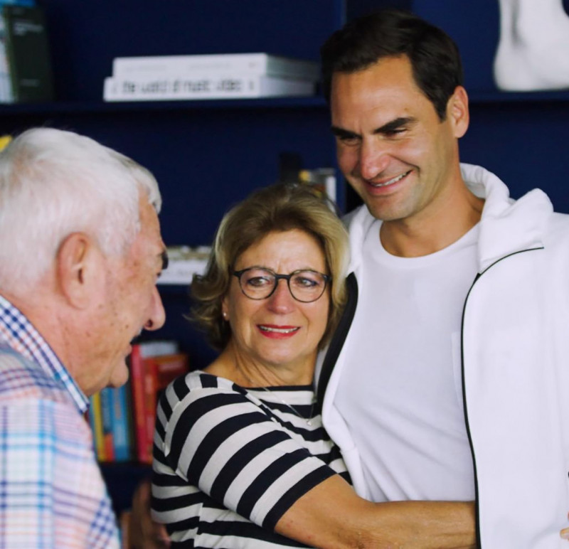 Federer con sus padres